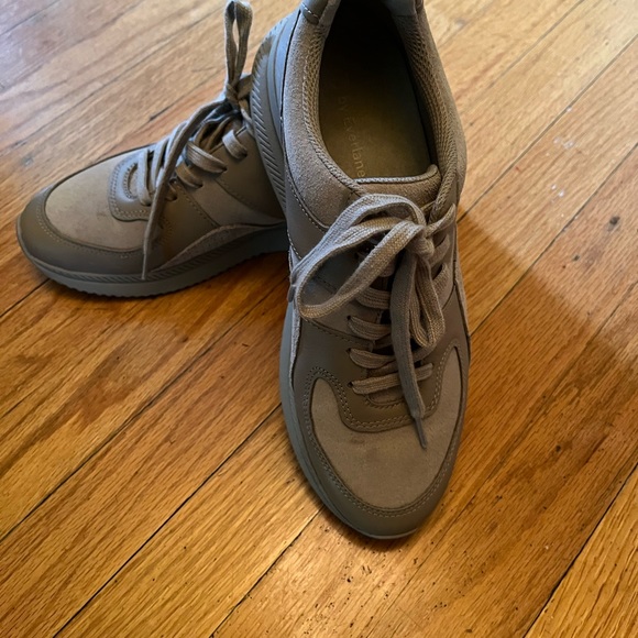 Everlane The Trainer. Brand new size 8.5 (really a size 8) - Picture 4 of 6